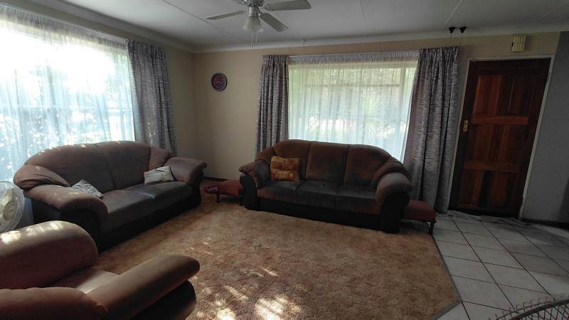 6 Bedroom Property for Sale in Fauna Free State